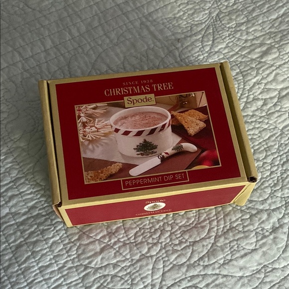 Spode Christmas Tree Peppermint Dip Set - Red and White - Picture 1 of 4